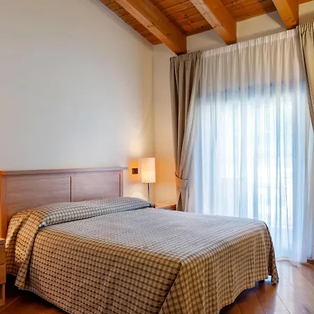 Sun-kissed Holiday In With Terrace Scanno