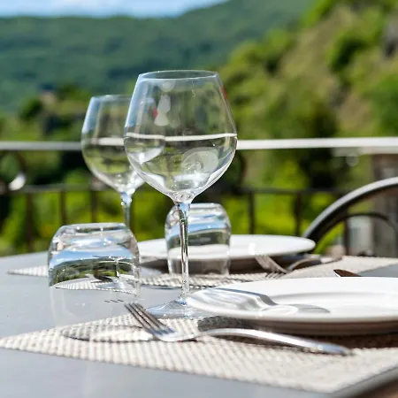 Sun-kissed Holiday In With Terrace Scanno